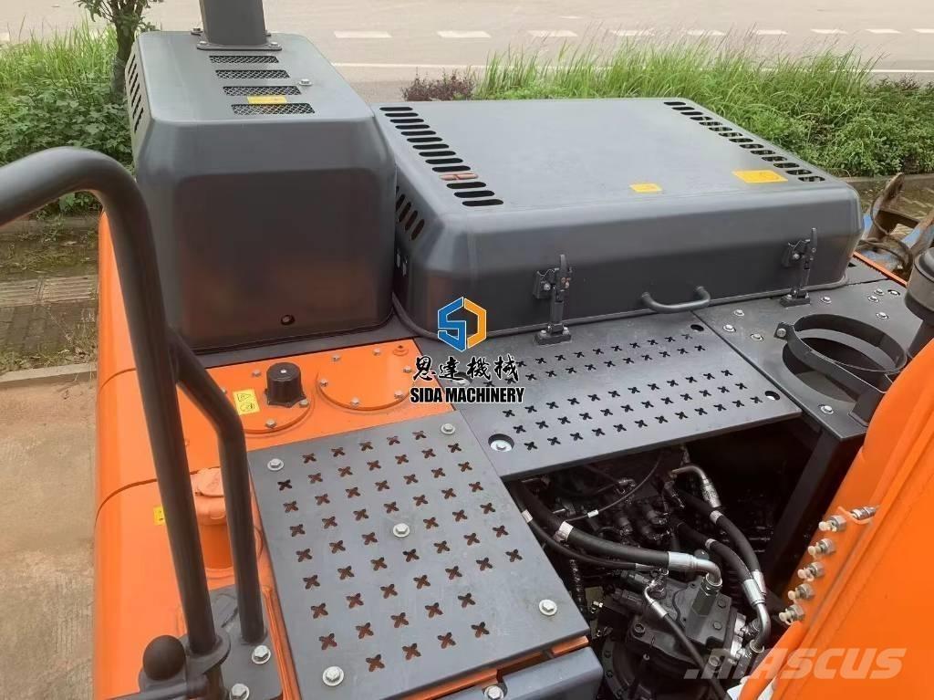 Develon DX 215 Mini excavators  7t - 12t