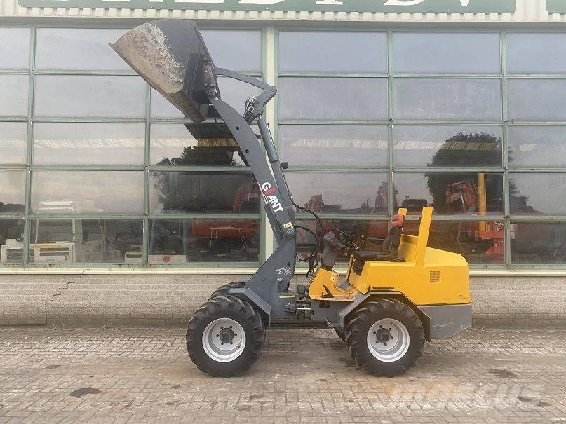 GiANT V 451 T Mini loaders
