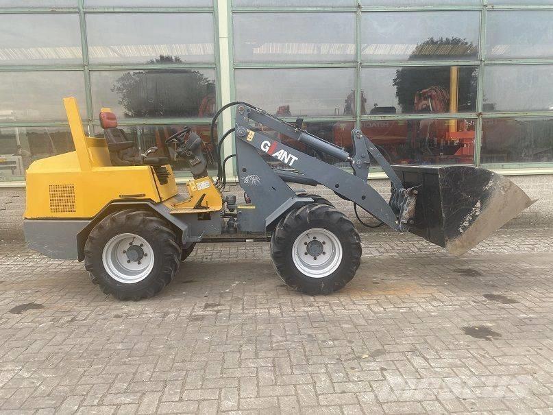 GiANT V 451 T Mini loaders