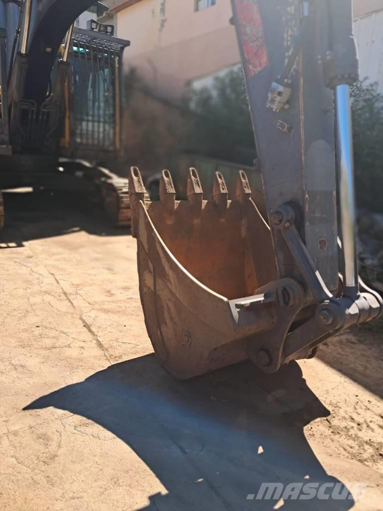 Volvo EC 210 B LC Crawler excavators