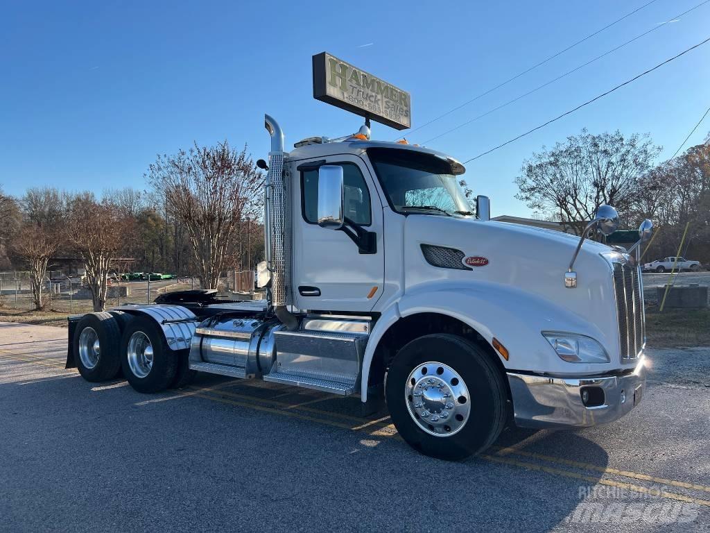 Peterbilt 579 Prime Movers