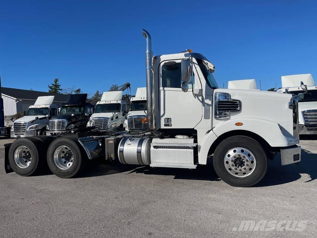 Freightliner 122 SD Prime Movers