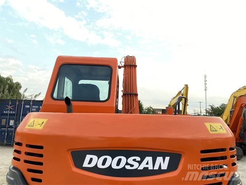 Doosan DH 80 Crawler excavators