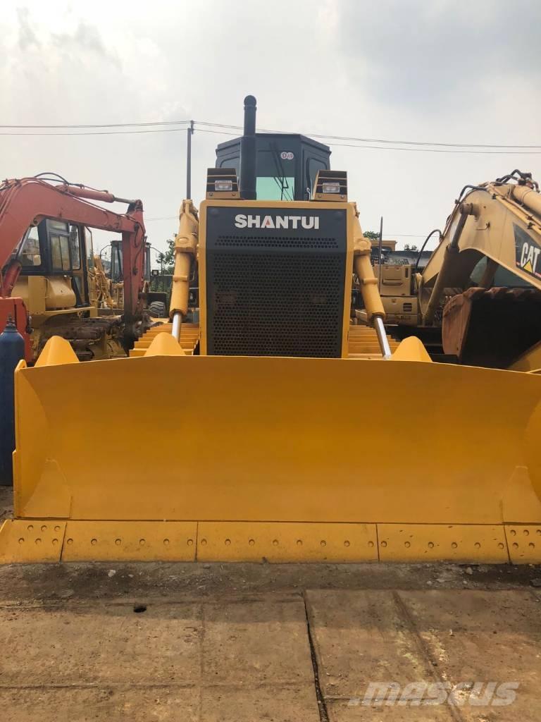 Shantui SD22 Crawler dozers