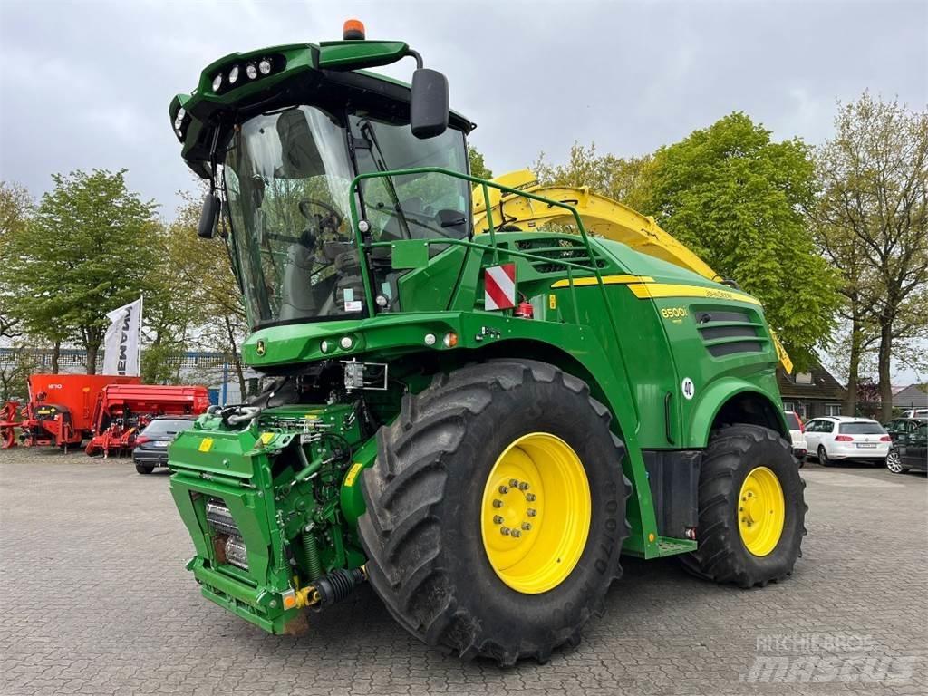 John Deere 8500 Forage harvesters