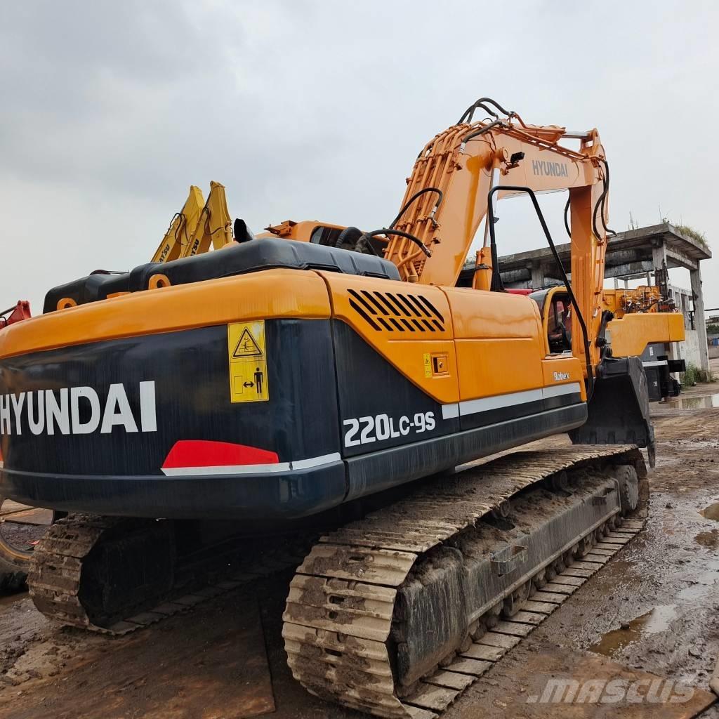 Hyundai 220 LC-9 Crawler excavators
