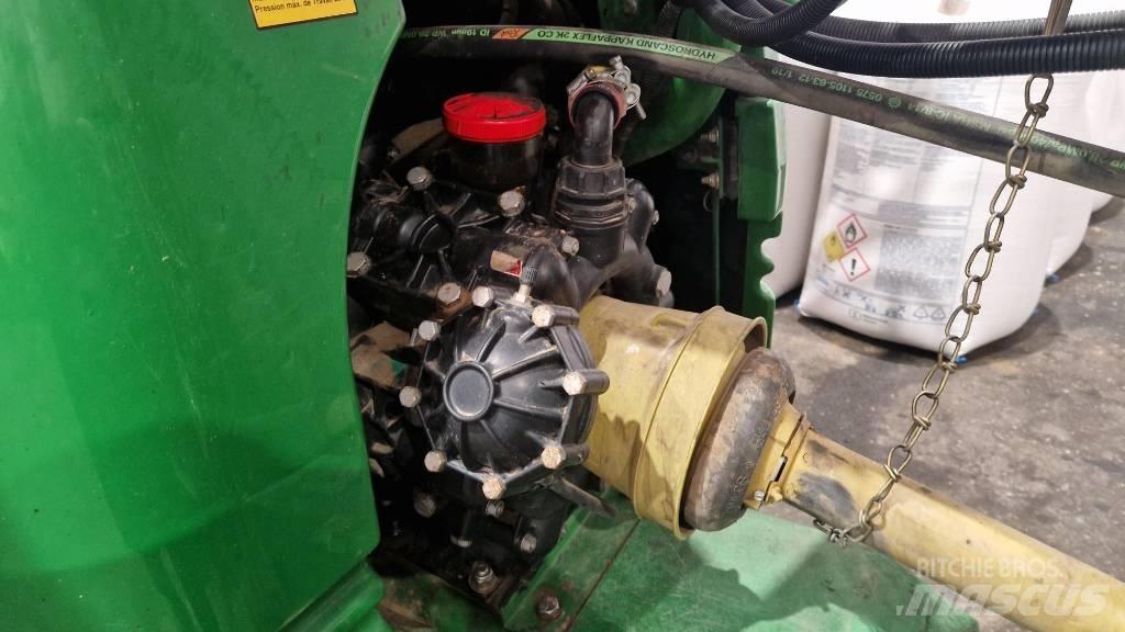 John Deere 962 i Trailed sprayers