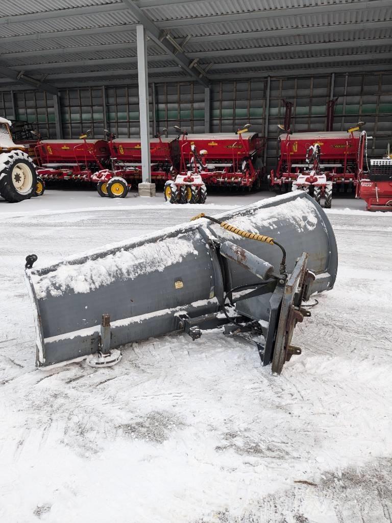 Stark AL3200 EURO Snow blades and plows