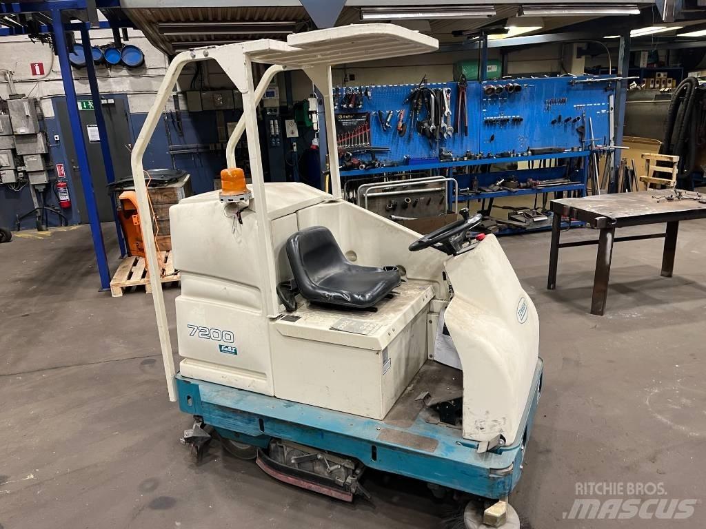 Tennant 7200 Other groundscare machines
