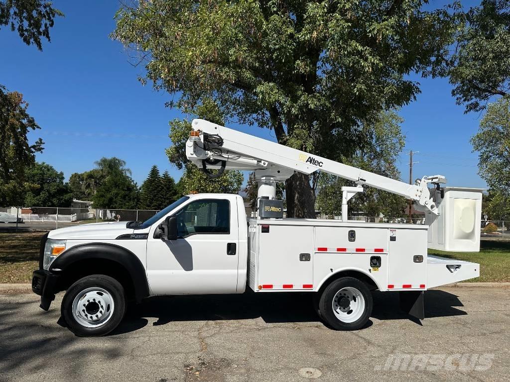 Altec AT 235 Truck mounted platforms