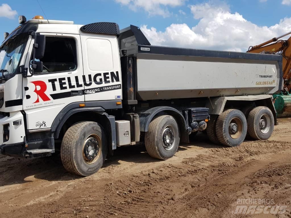 Volvo FMX 500 Skip bin truck