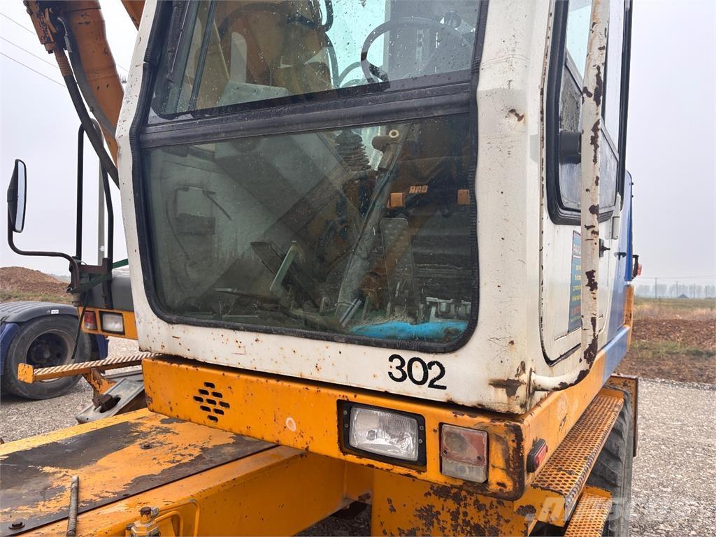 Liebherr A 312 Other