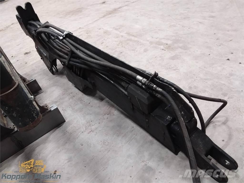 John Deere 1910e Loader cranes