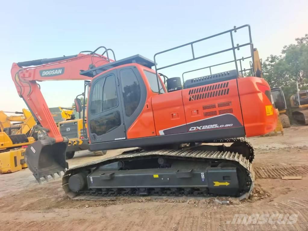 Doosan DX 225 LCA Crawler excavators