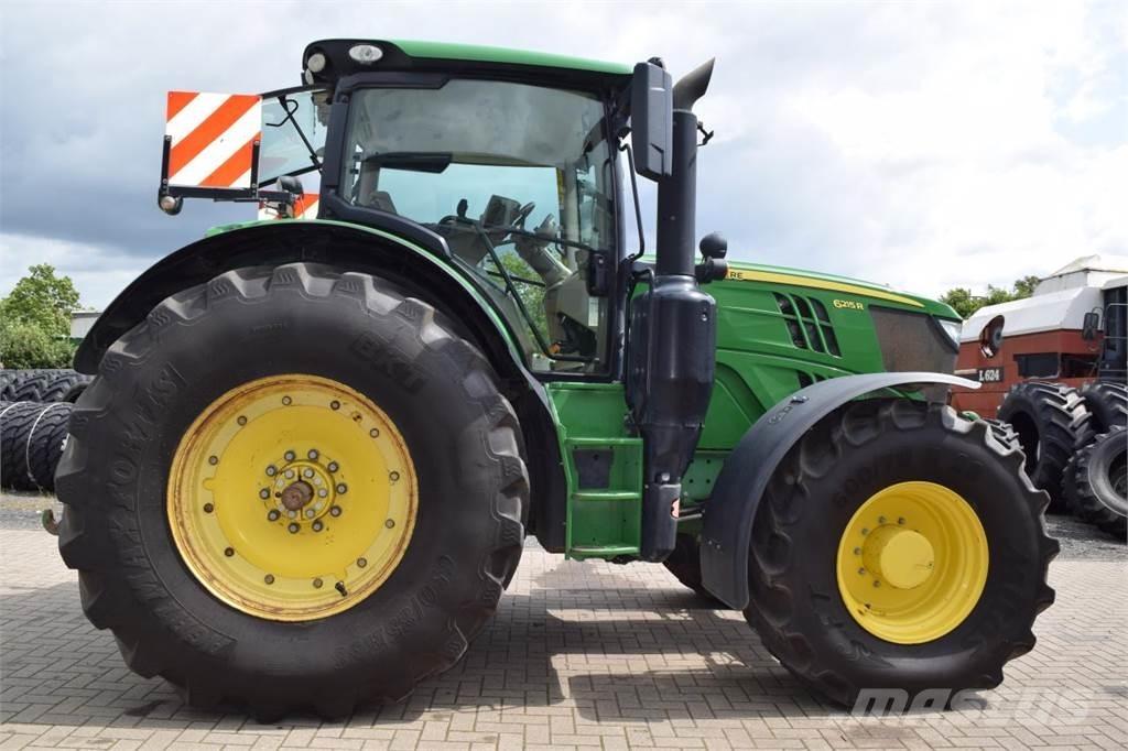 John Deere 6215 R Tractors