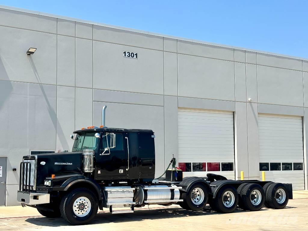 Western Star 4900 SA Prime Movers