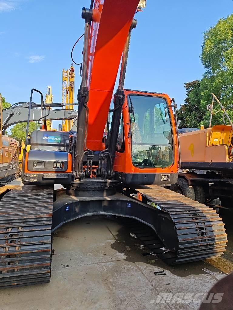 Doosan DX225LC-9C Crawler excavators