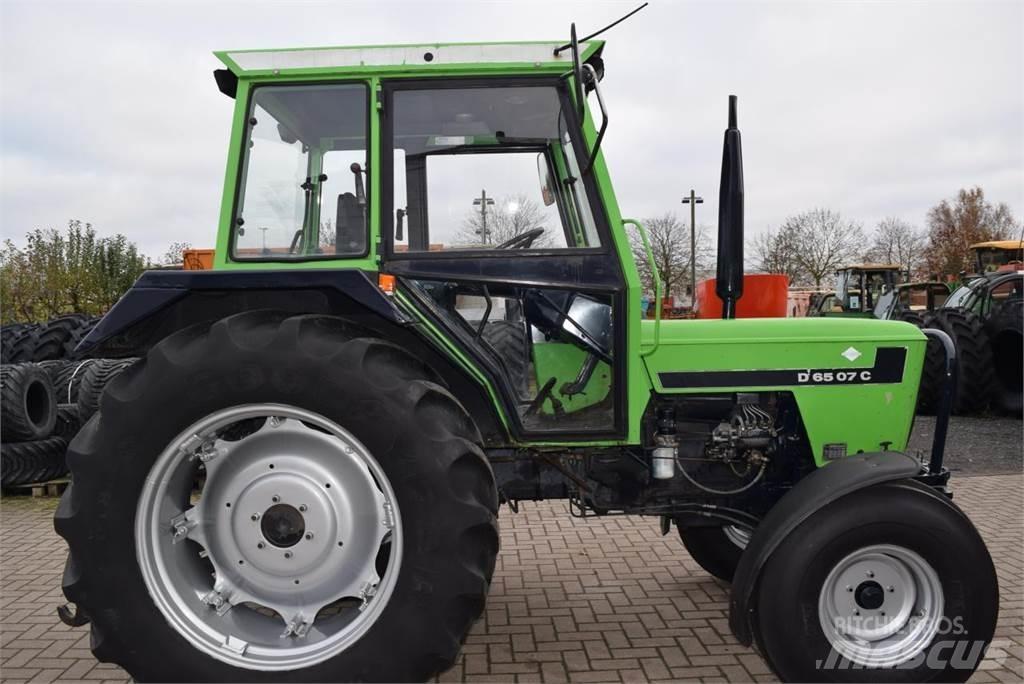 Deutz-Fahr D6507C Tractors