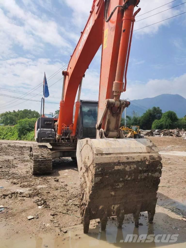 Hitachi EX 200-5 Crawler excavators