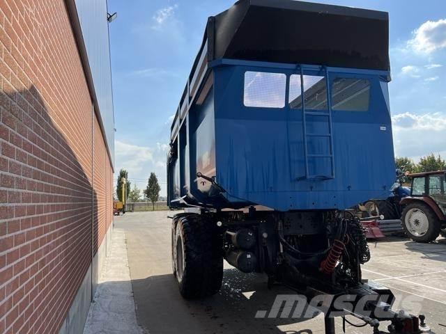 Peecon Cargo 17000 Fertilizer sprayers