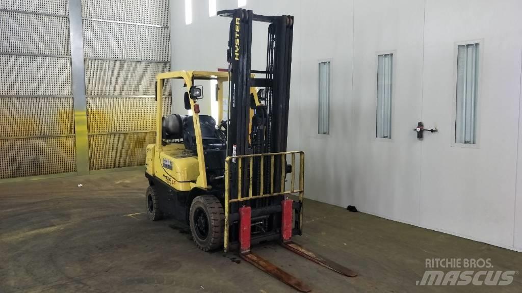 Hyster H2.5TX LPG trucks