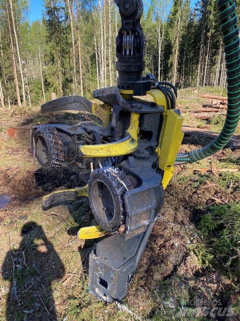John Deere 1270 G Harvesters