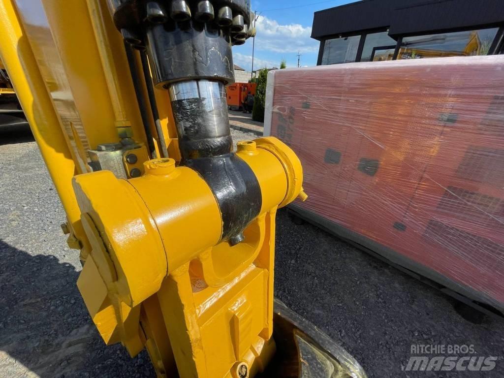 JCB JS 220 XD Crawler excavators