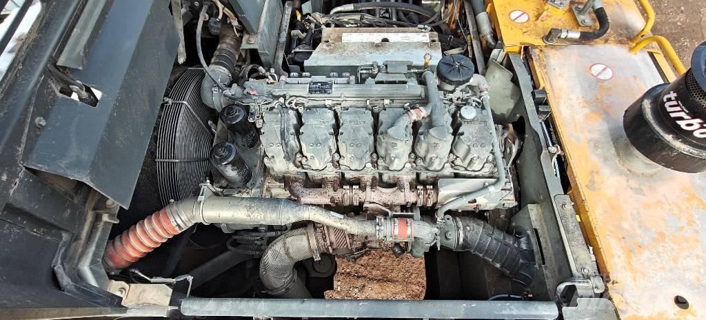 Liebherr R 946 LC Engines