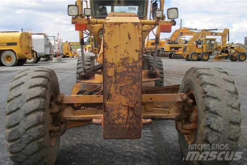 CAT 140H Graders