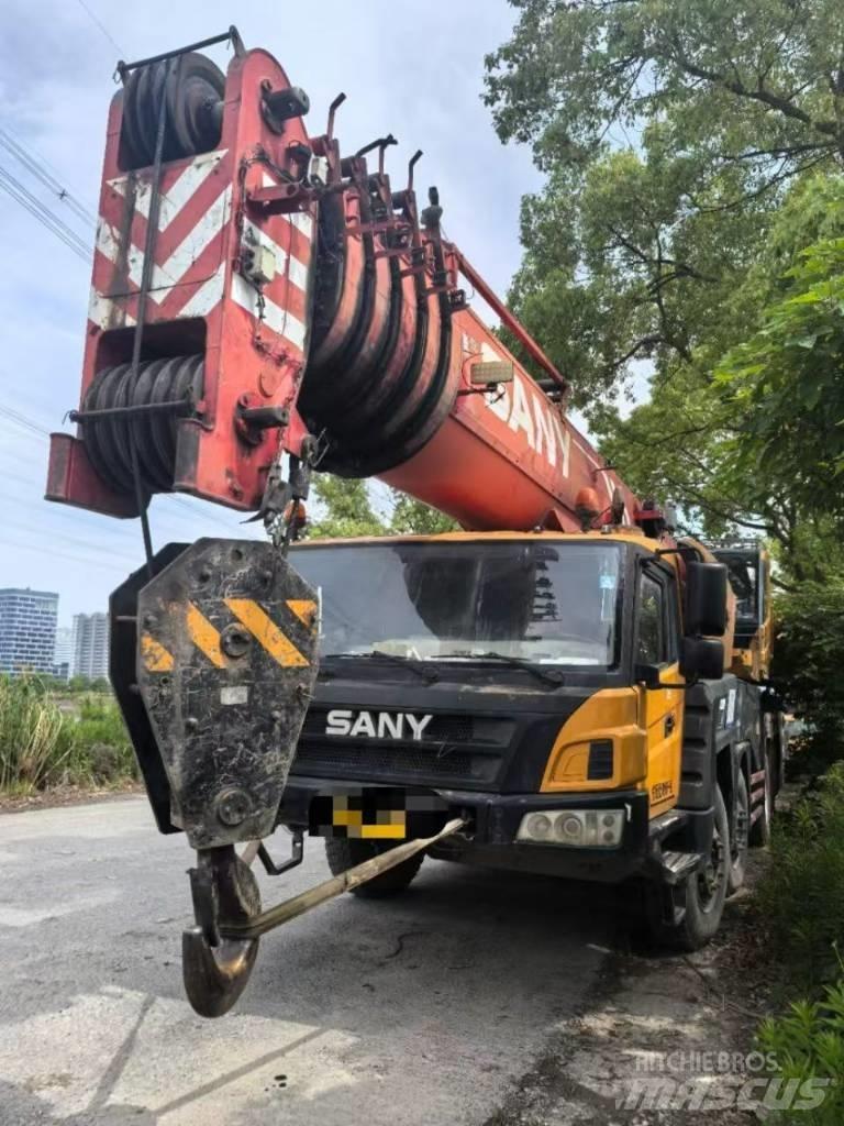 Sany STC 1000 All terrain cranes