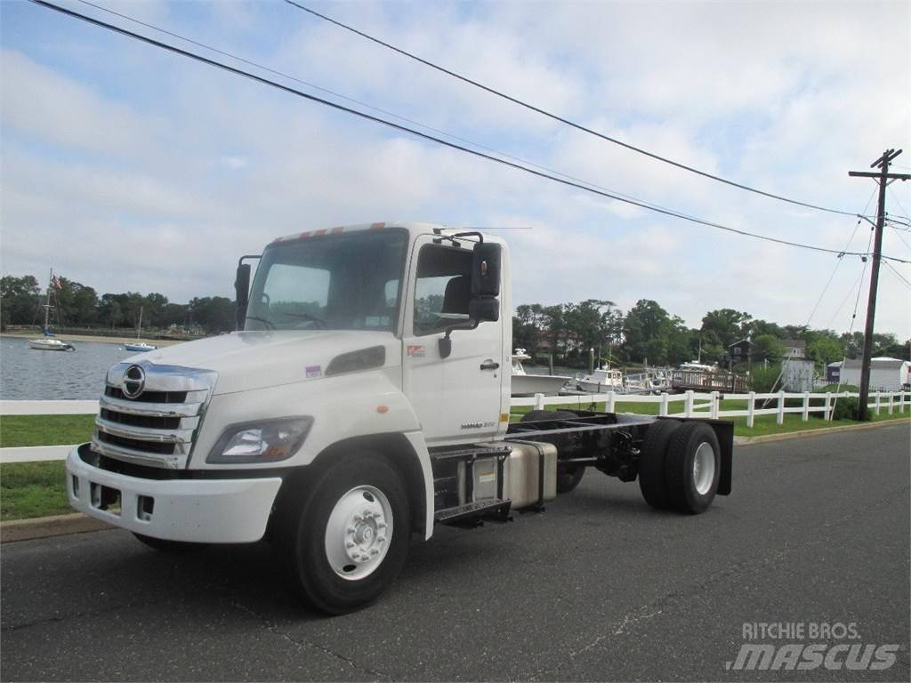 Hino 268 Chassis Cab trucks