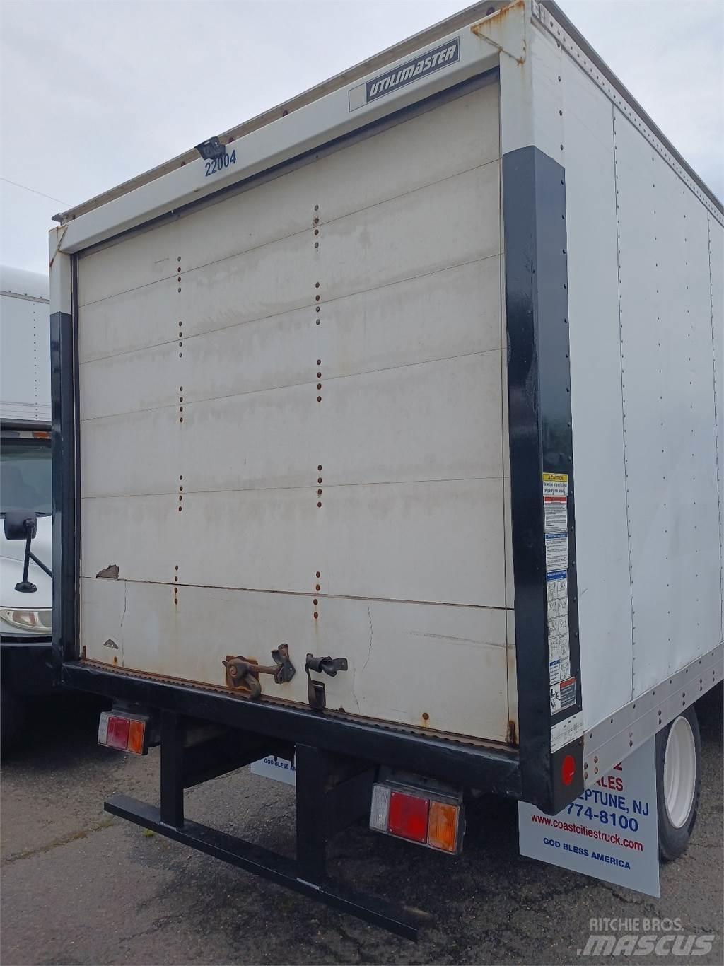 Isuzu NQR Box trucks