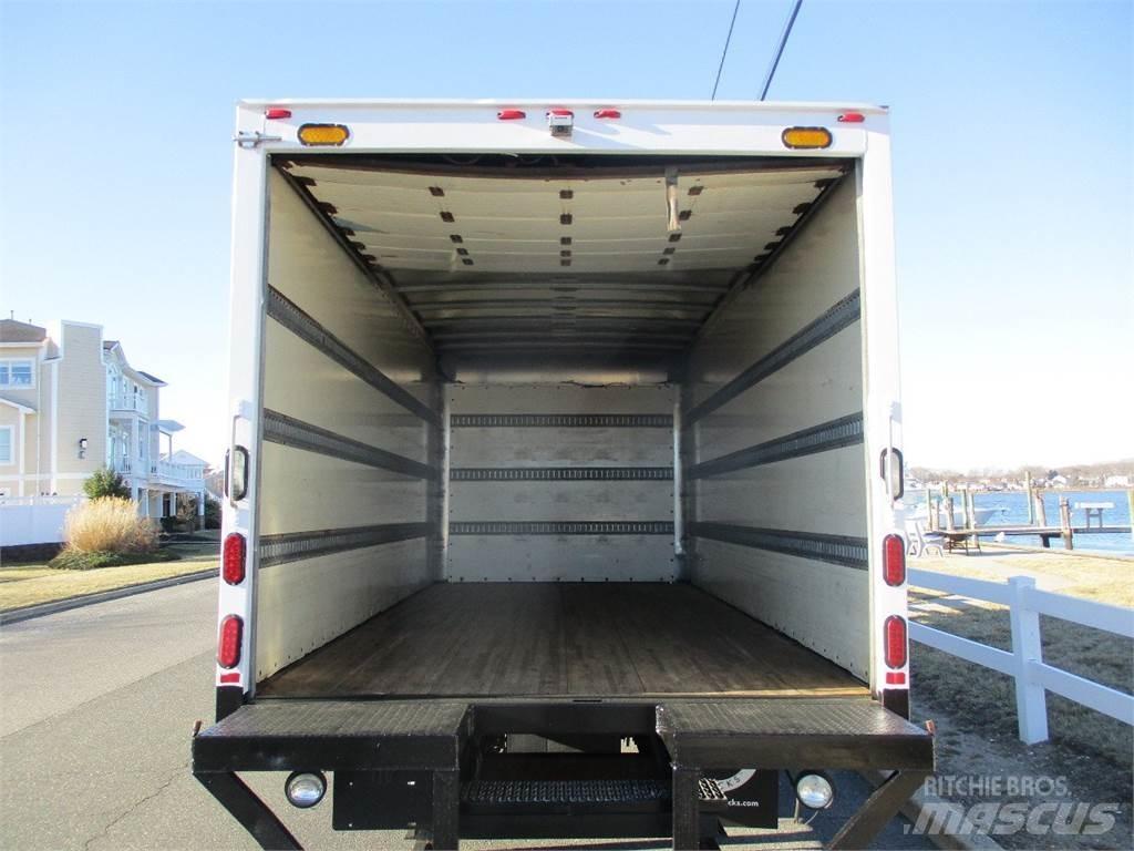 Isuzu NQR Box trucks