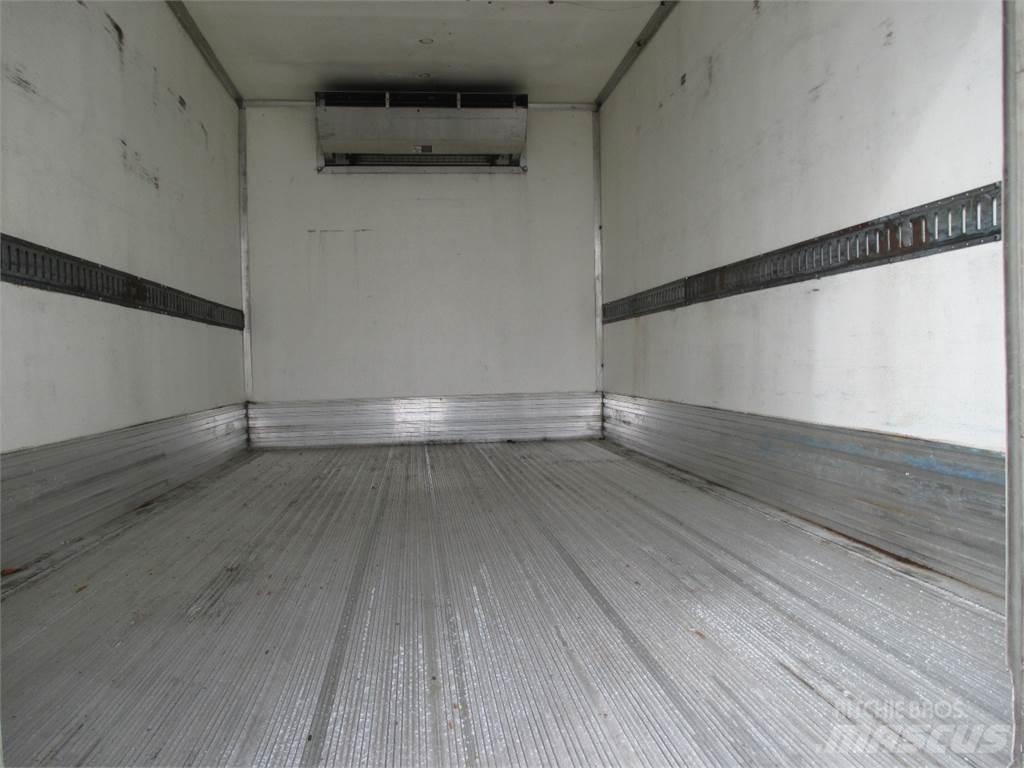 Isuzu NQR Temperature controlled trucks