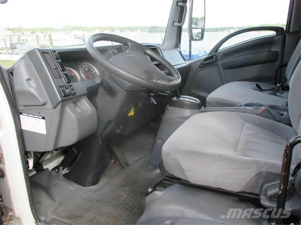 Isuzu NQR Other trucks