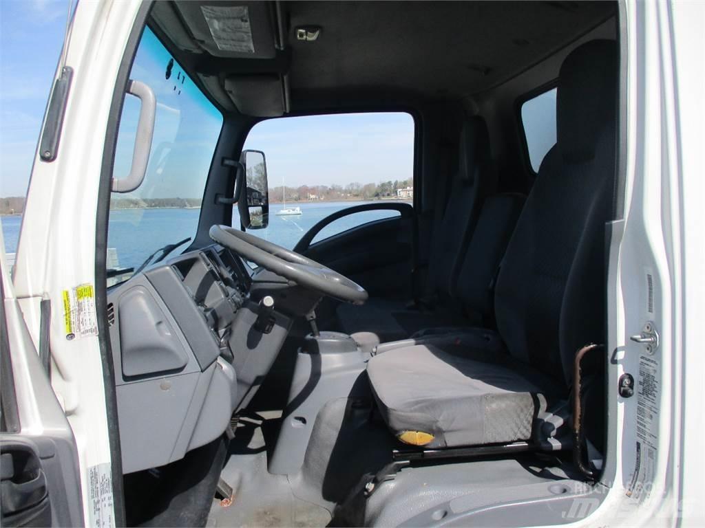 Isuzu NRR Municipal / general purpose vehicles