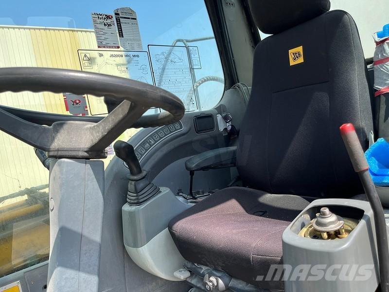 JCB JS200W Waste / industry handlers