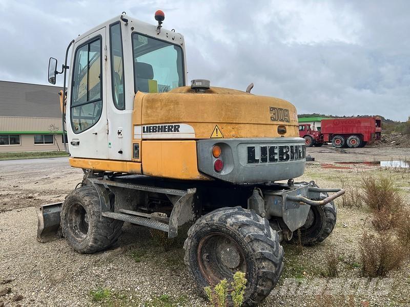 Liebherr A309 Wheeled excavators