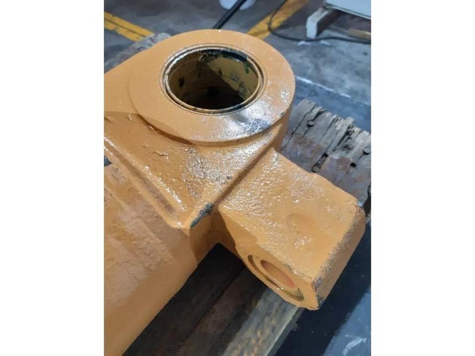 CASE 621C Hydraulics