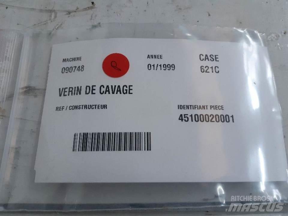 CASE 621C Hydraulics