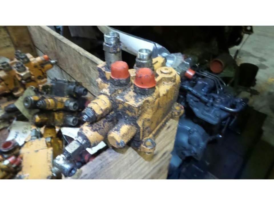 CASE 988 Hydraulics