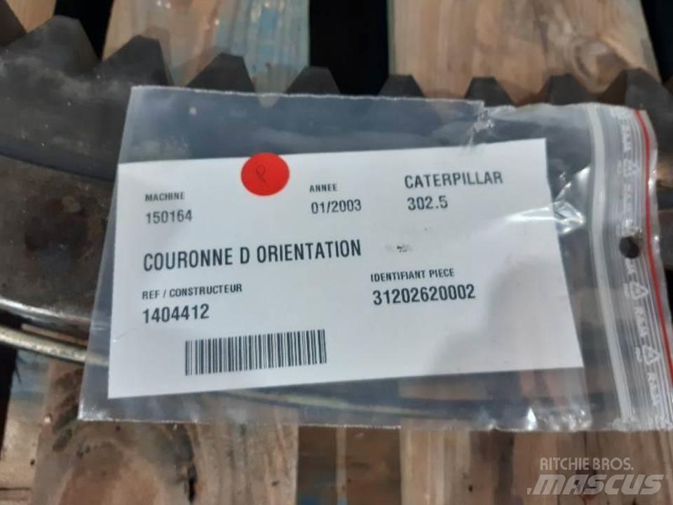 CAT 302.5 Transmission