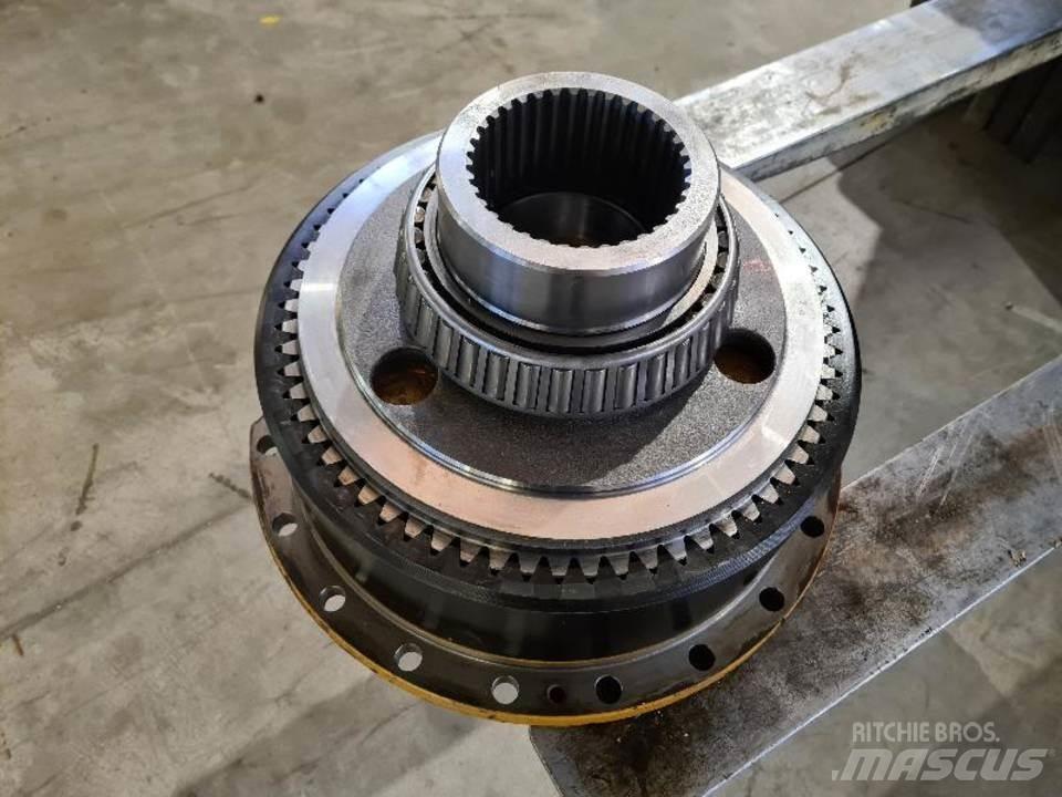 CAT 735 Transmission
