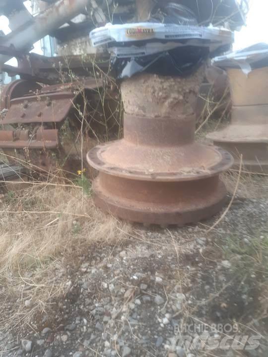 CAT D5H Transmission