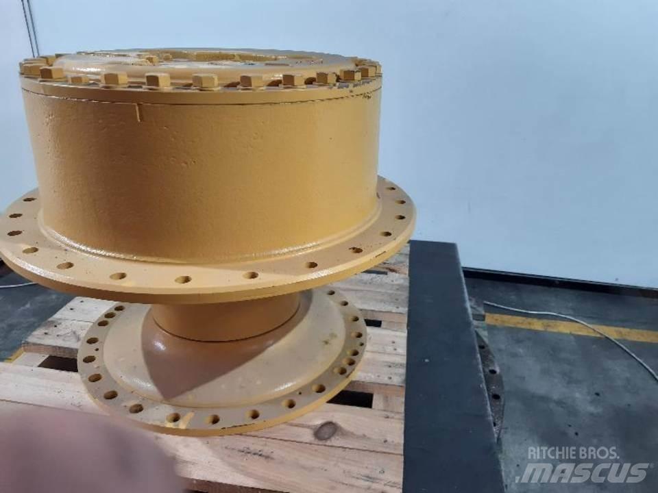 CAT D7R Transmission