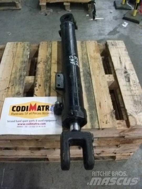 CAT IT18 Hydraulics