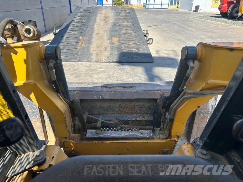 Gehl SR135 Mini loaders