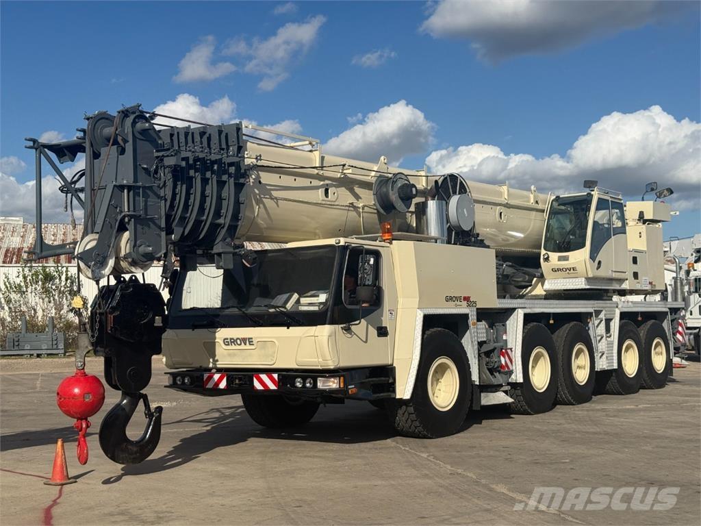 Grove GMK5225 All terrain cranes
