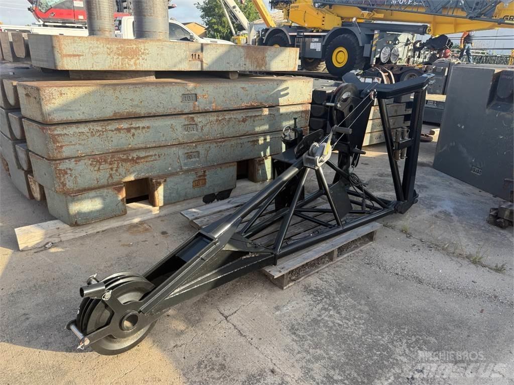 Liebherr  Booms and arms