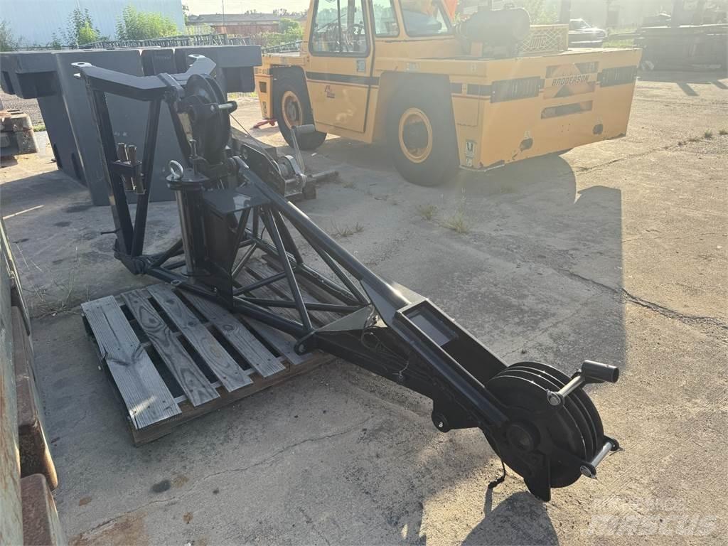 Liebherr  Booms and arms